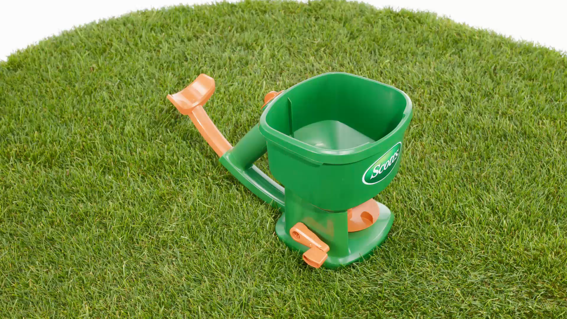 Scotts® Whirl™ Hand-Powered Spreader | ScottsMiracle-Gro US